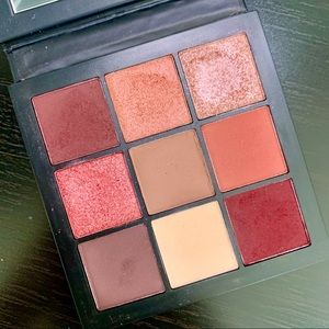 Huda Beauty Mauve Obsessions
